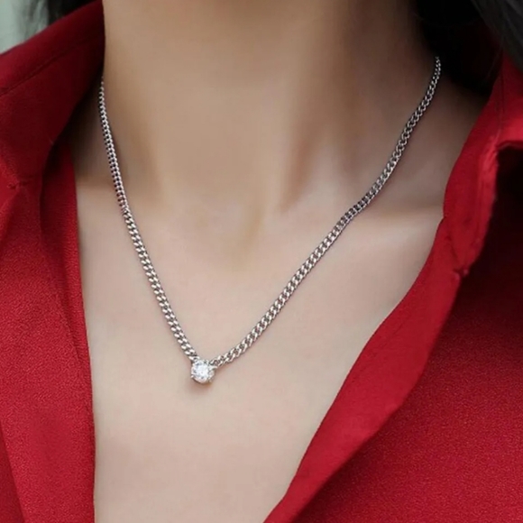 Certified Cuban Style Chain with Moissanite Pendant - Picture 4 of 8